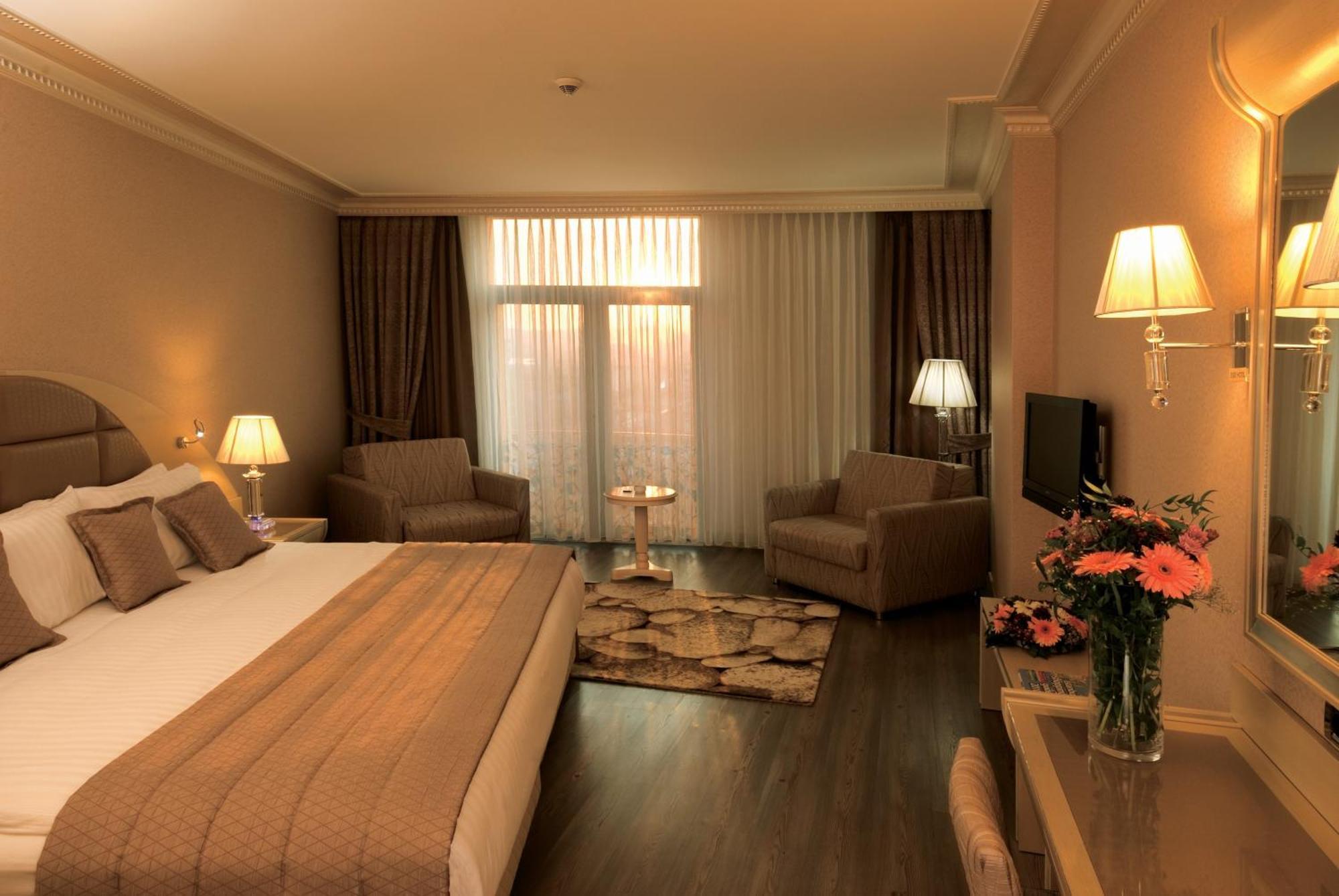 埃泽高级休闲酒店 布尤切克梅奇 外观 照片 A room at the hotel