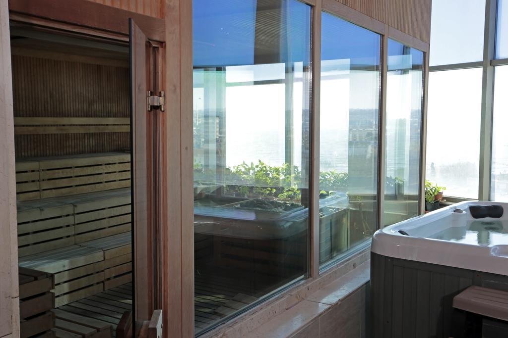 埃泽高级休闲酒店 布尤切克梅奇 外观 照片 A sauna in a spa