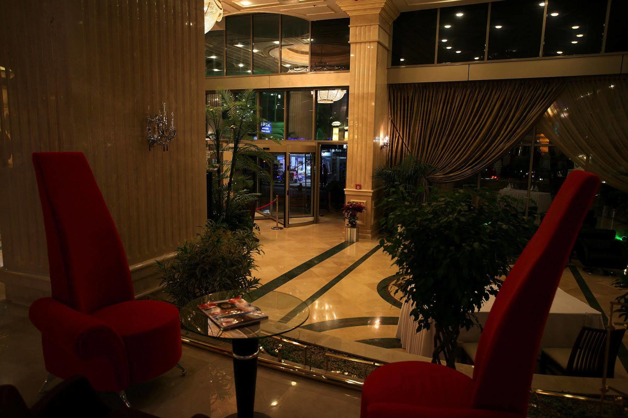 埃泽高级休闲酒店 布尤切克梅奇 外观 照片 Lobby